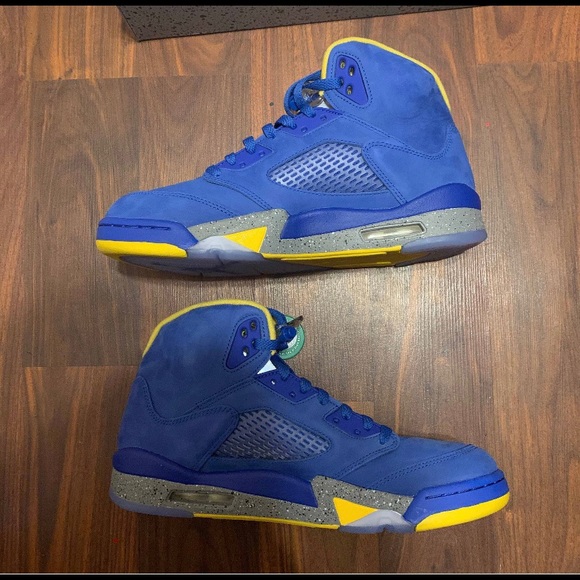 Jordan 5 retro laney - Picture 2 of 5
